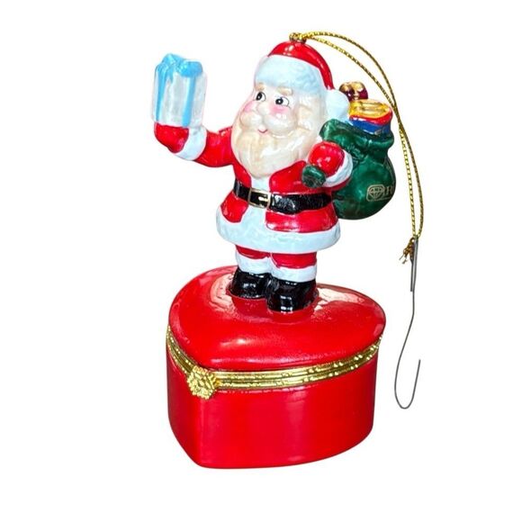 Roger & Hollands Santa Claus ring box, Christmas ornament - Picture 4 of 8